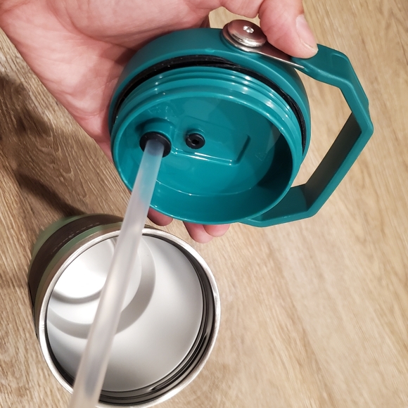 Stanley Tumbler - Picture 7 of 7